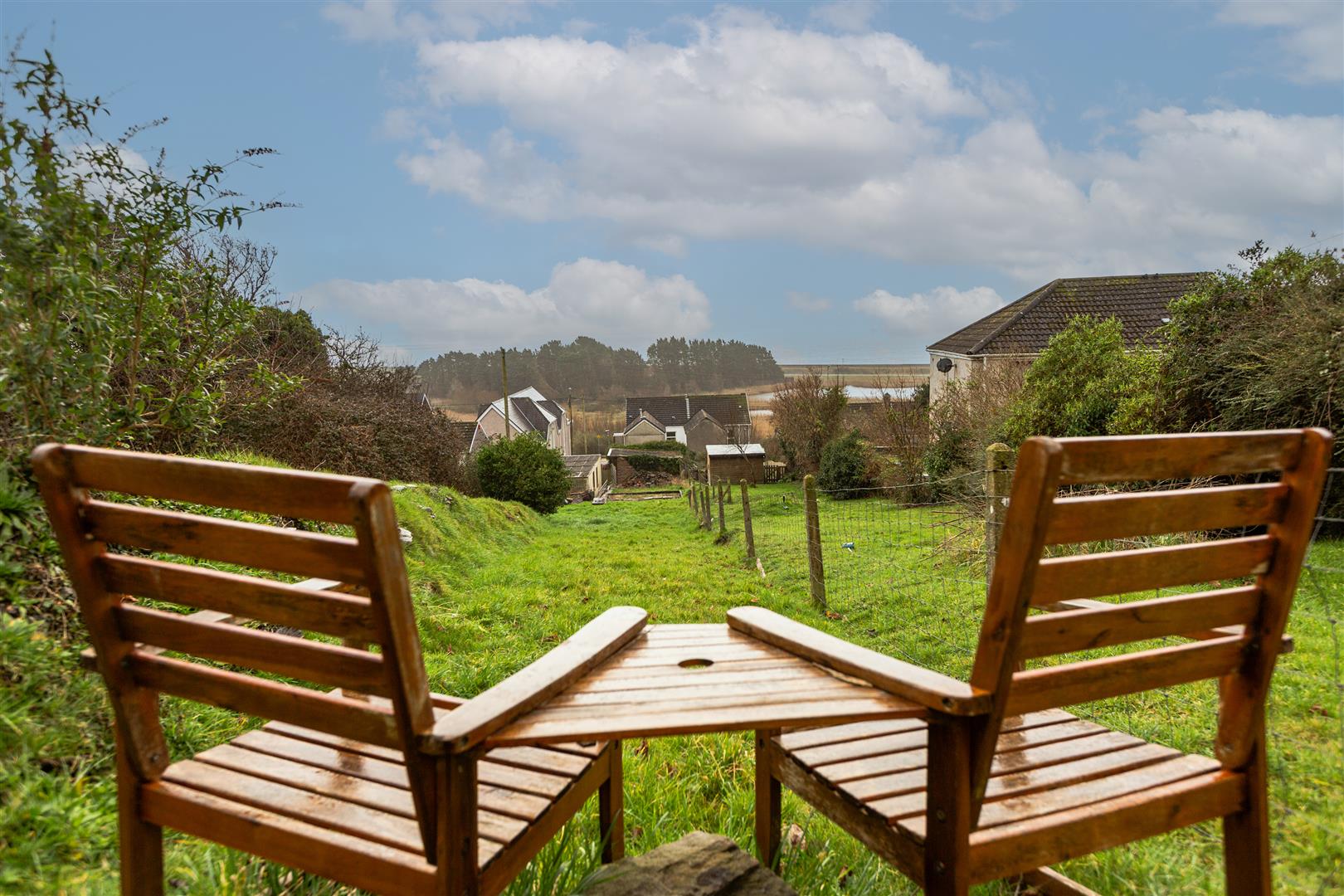 Pwll Road, Llanelli, SA15 4BG